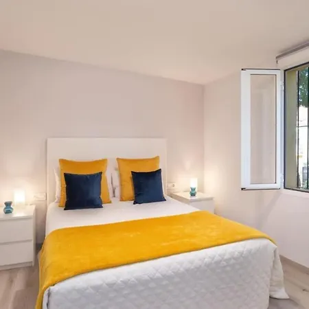 Luxury Delmare Pool Family Only Holiday home *
